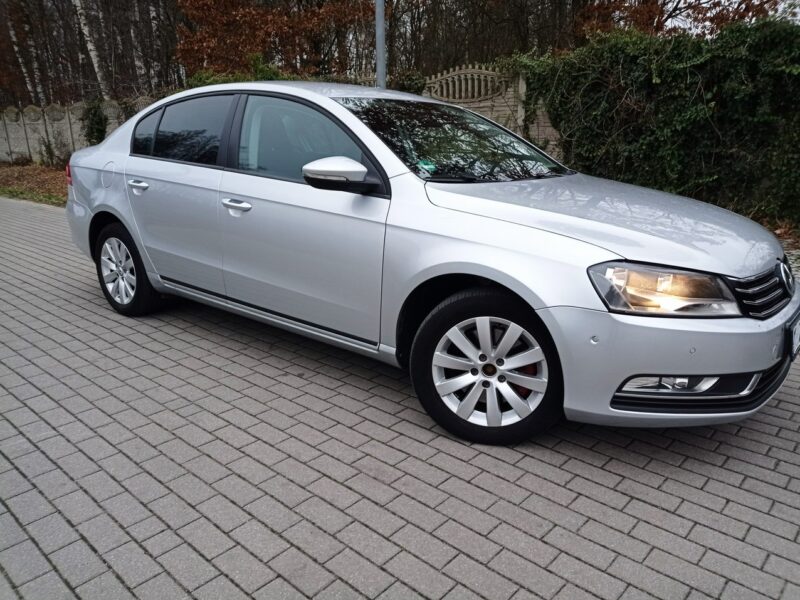 Volkswagen Passat Volkswagen Passat 1.4 TSI BlueMotion Technology Comfortline B7 (2010-2014)