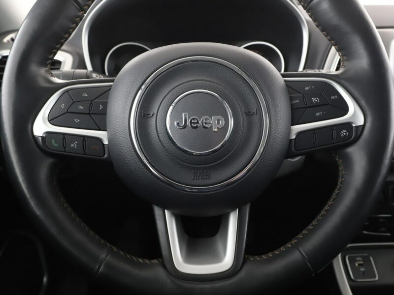 Jeep Compass NAvi półskóra klima auto kamera i czujnki parkowania II (2016-)