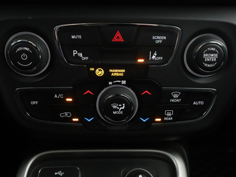Jeep Compass NAvi półskóra klima auto kamera i czujnki parkowania II (2016-)