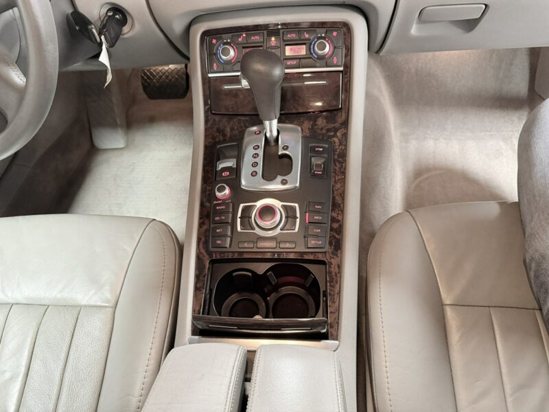 Audi A8 4.2 V8 MPI QUATTRO 334KM*Xenon*BOSE*KEYLESSGO na Odcisk*Solar Dach* D3 (2002-2010)