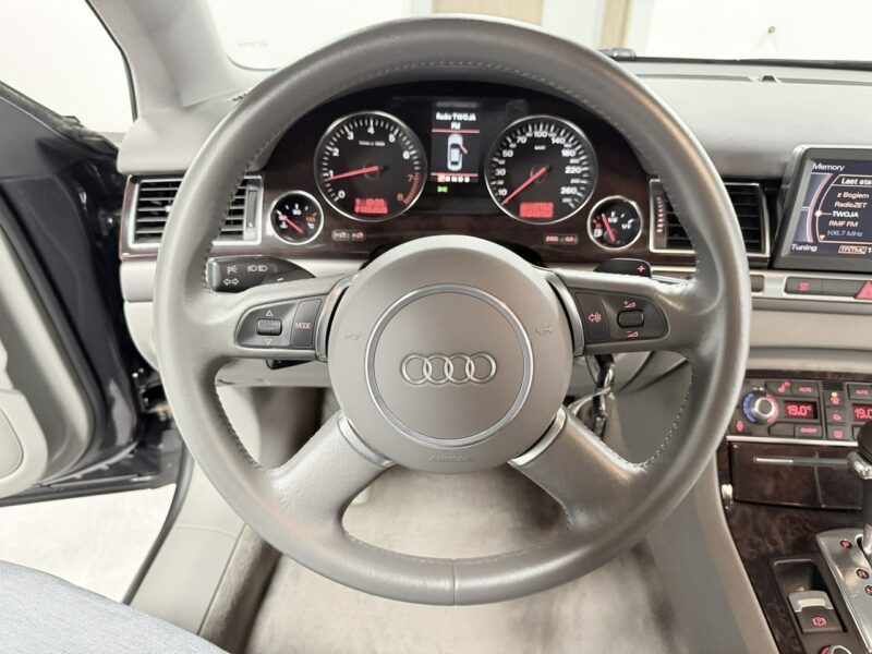 Audi A8 4.2 V8 MPI QUATTRO 334KM*Xenon*BOSE*KEYLESSGO na Odcisk*Solar Dach* D3 (2002-2010)