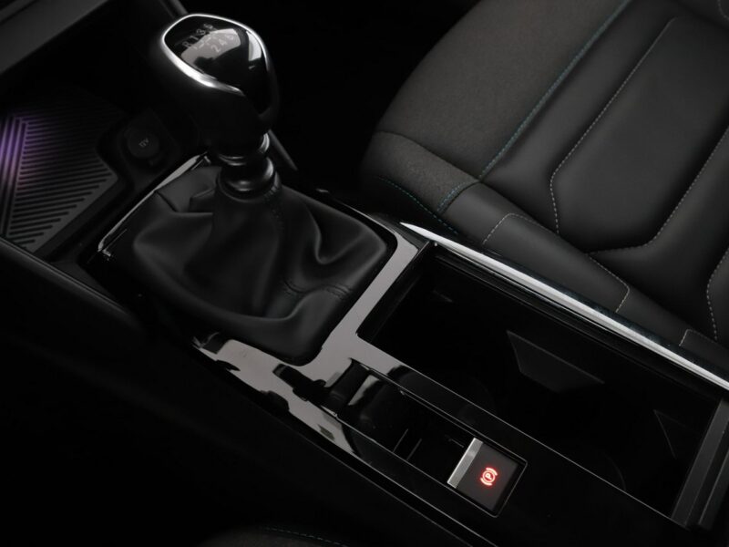 Citroen C4 Navi Kamera cofania Full LED Pół skóra Tempomat Bluetooth III (2020-)