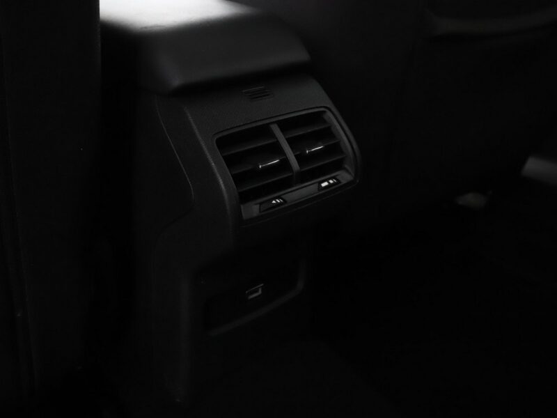 Citroen C4 Navi Kamera cofania Full LED Pół skóra Tempomat Bluetooth III (2020-)