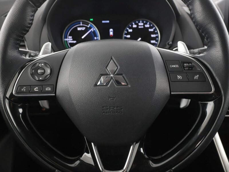 Mitsubishi Eclipse Cross PHEV 4WD kamera grzane fotele Bluetooth tempomat VI (2018-)