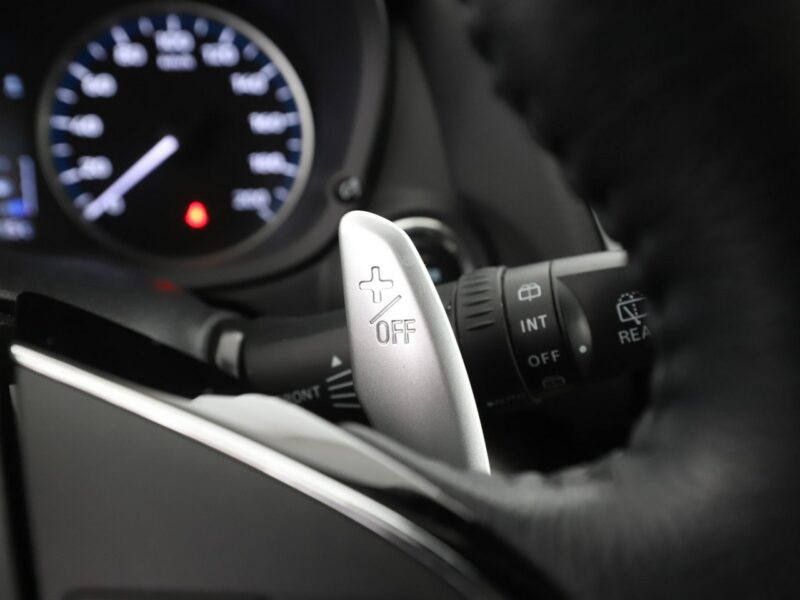 Mitsubishi Eclipse Cross PHEV 4WD kamera grzane fotele Bluetooth tempomat VI (2018-)