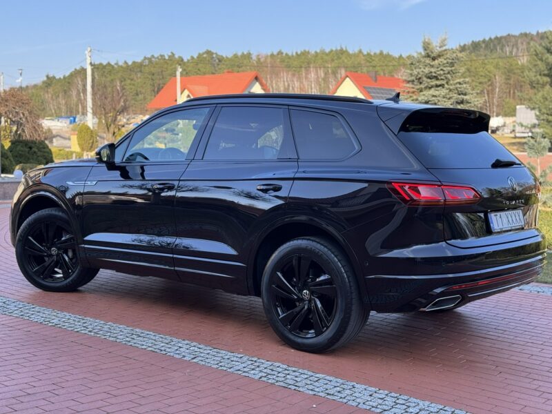 Volkswagen Touareg 3.0 V6 DSG R LINE Salon PL Bezwypadkowy Serwisowany Super Stan UNIKAT III (2018-)
