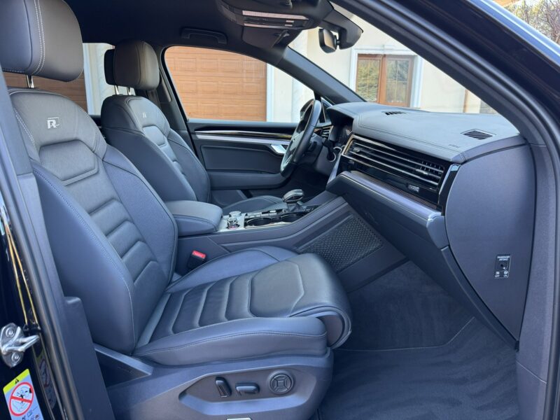 Volkswagen Touareg 3.0 V6 DSG R LINE Salon PL Bezwypadkowy Serwisowany Super Stan UNIKAT III (2018-)