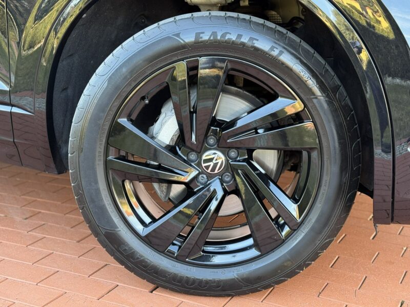 Volkswagen Touareg 3.0 V6 DSG R LINE Salon PL Bezwypadkowy Serwisowany Super Stan UNIKAT III (2018-)