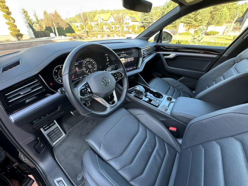 Volkswagen Touareg 3.0 V6 DSG R LINE Salon PL Bezwypadkowy Serwisowany Super Stan UNIKAT III (2018-)