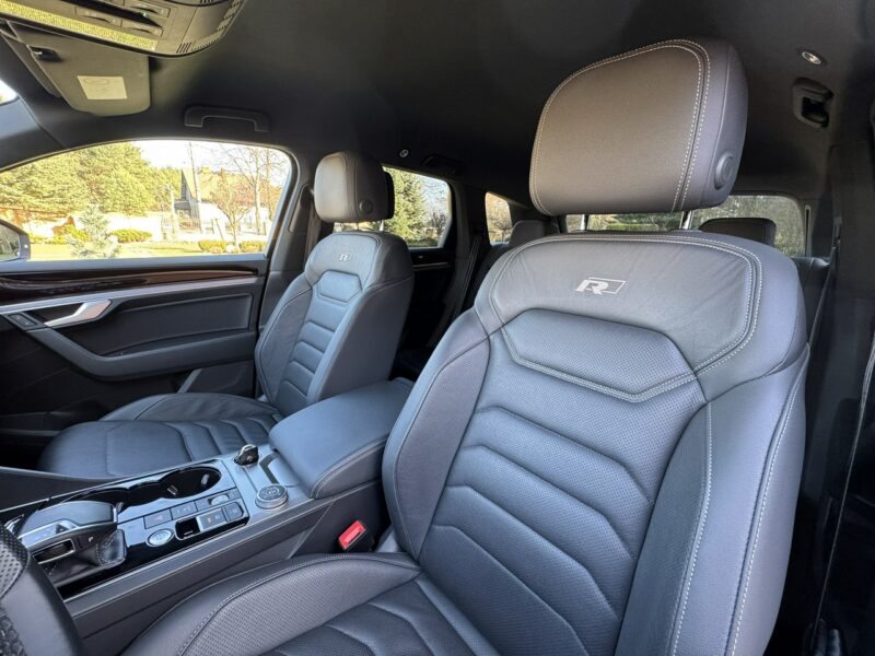 Volkswagen Touareg 3.0 V6 DSG R LINE Salon PL Bezwypadkowy Serwisowany Super Stan UNIKAT III (2018-)