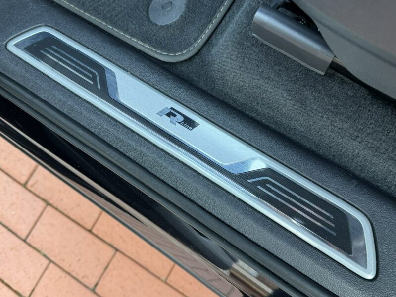 Volkswagen Touareg 3.0 V6 DSG R LINE Salon PL Bezwypadkowy Serwisowany Super Stan UNIKAT III (2018-)