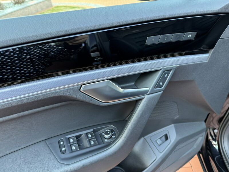Volkswagen Touareg 3.0 V6 DSG R LINE Salon PL Bezwypadkowy Serwisowany Super Stan UNIKAT III (2018-)