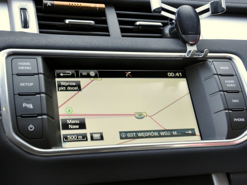 Land Rover Range Rover Evoque 2.0T 240KM/el.fotele/kamera/PDC/Alufelgi/Navi/el.klapa I (2011-2018)