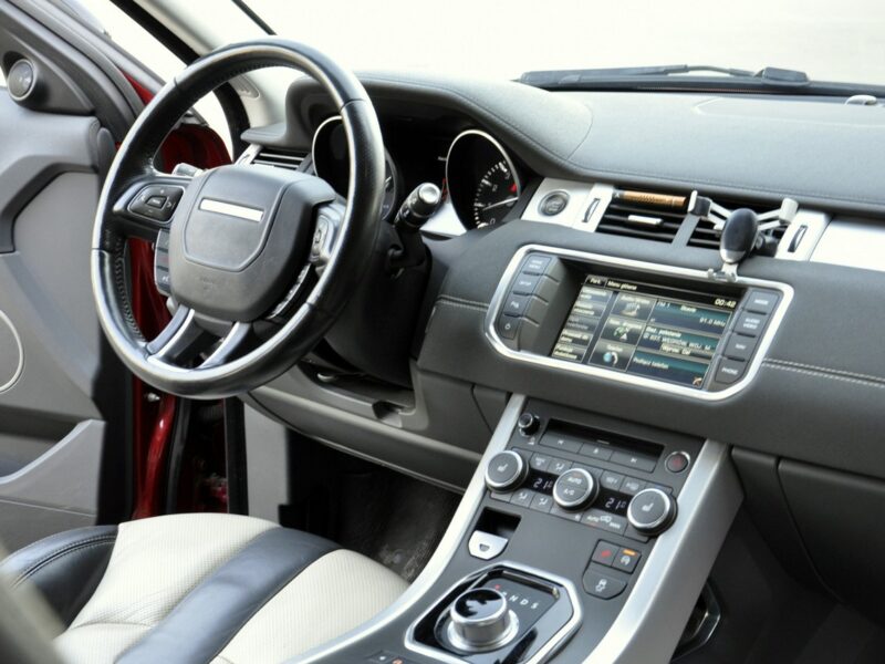 Land Rover Range Rover Evoque 2.0T 240KM/el.fotele/kamera/PDC/Alufelgi/Navi/el.klapa I (2011-2018)