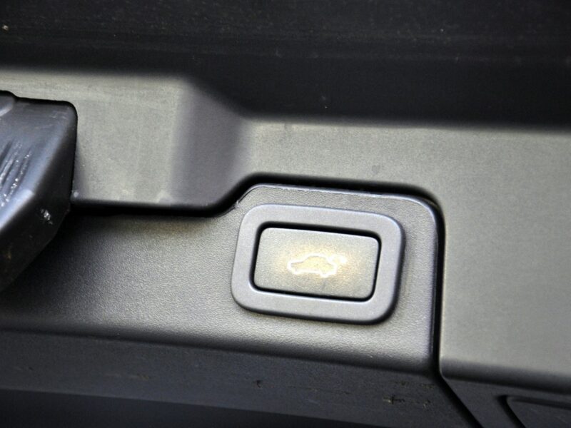 Land Rover Range Rover Evoque 2.0T 240KM/el.fotele/kamera/PDC/Alufelgi/Navi/el.klapa I (2011-2018)