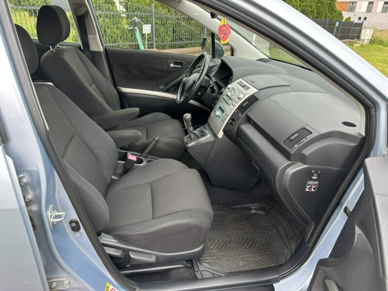 Toyota Corolla Verso Świeży olej, filtry, hamulce, 7 miejsc, klimatronik, hak, tempomat III (2004-2009)