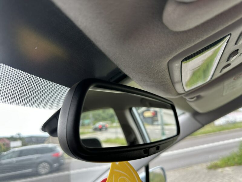 Toyota Corolla Verso Świeży olej, filtry, hamulce, 7 miejsc, klimatronik, hak, tempomat III (2004-2009)