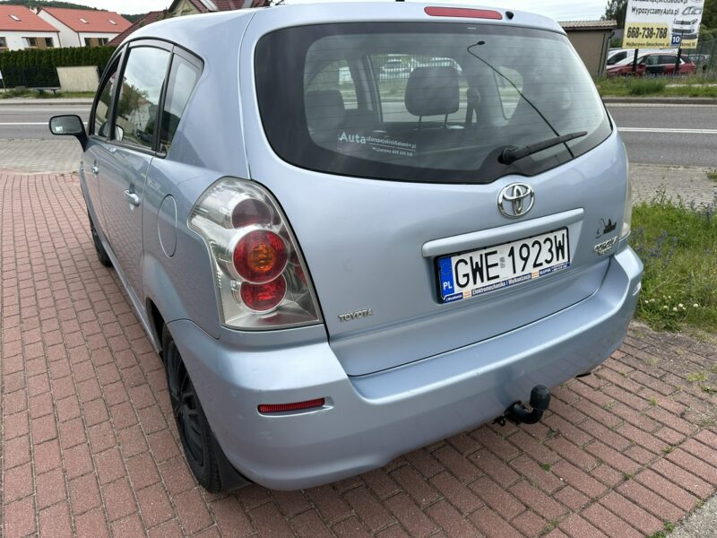Toyota Corolla Verso Świeży olej, filtry, hamulce, 7 miejsc, klimatronik, hak, tempomat III (2004-2009)