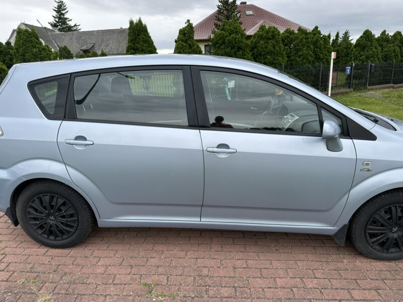 Toyota Corolla Verso Świeży olej, filtry, hamulce, 7 miejsc, klimatronik, hak, tempomat III (2004-2009)