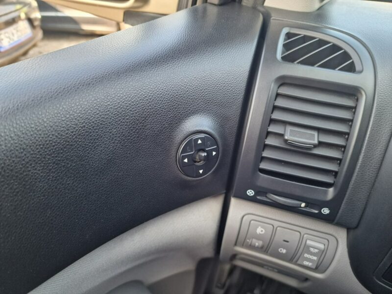 Kia Carnival 2.9 CRDI 185 KM, Automat, Klima, Tempomat, 7mio-osobowa, Hak, Isofix II (2006-2010)