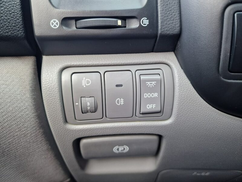 Kia Carnival 2.9 CRDI 185 KM, Automat, Klima, Tempomat, 7mio-osobowa, Hak, Isofix II (2006-2010)
