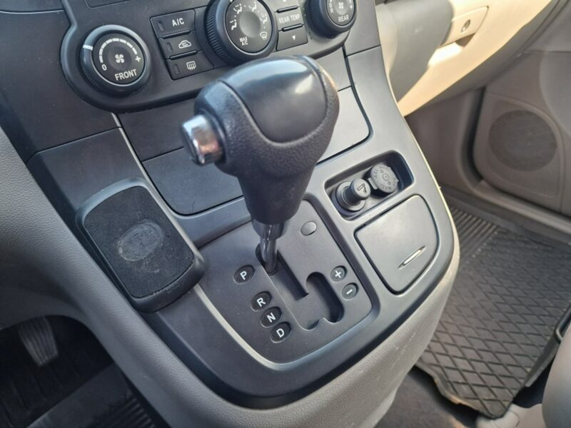 Kia Carnival 2.9 CRDI 185 KM, Automat, Klima, Tempomat, 7mio-osobowa, Hak, Isofix II (2006-2010)