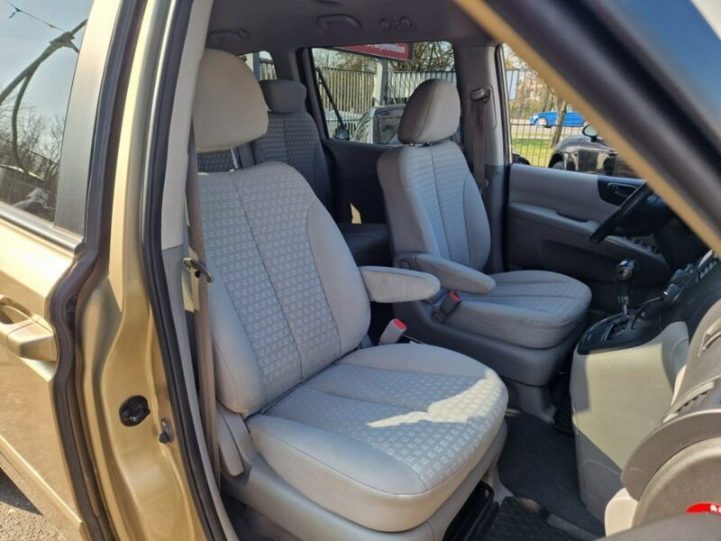 Kia Carnival 2.9 CRDI 185 KM, Automat, Klima, Tempomat, 7mio-osobowa, Hak, Isofix II (2006-2010)