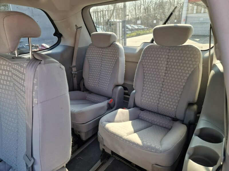 Kia Carnival 2.9 CRDI 185 KM, Automat, Klima, Tempomat, 7mio-osobowa, Hak, Isofix II (2006-2010)