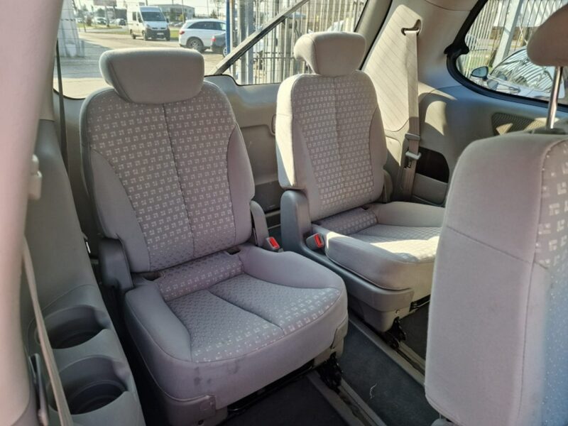 Kia Carnival 2.9 CRDI 185 KM, Automat, Klima, Tempomat, 7mio-osobowa, Hak, Isofix II (2006-2010)