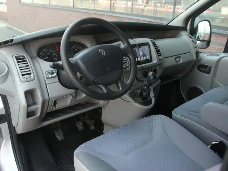Renault Trafic 9 os.*LongL2H1*Klima*Kamera*Abs*Komputer*Webasto*SalonPL II (2001-2014)