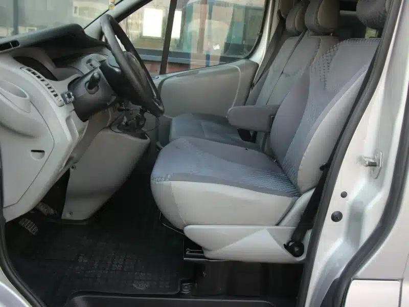 Renault Trafic 9 os.*LongL2H1*Klima*Kamera*Abs*Komputer*Webasto*SalonPL II (2001-2014)