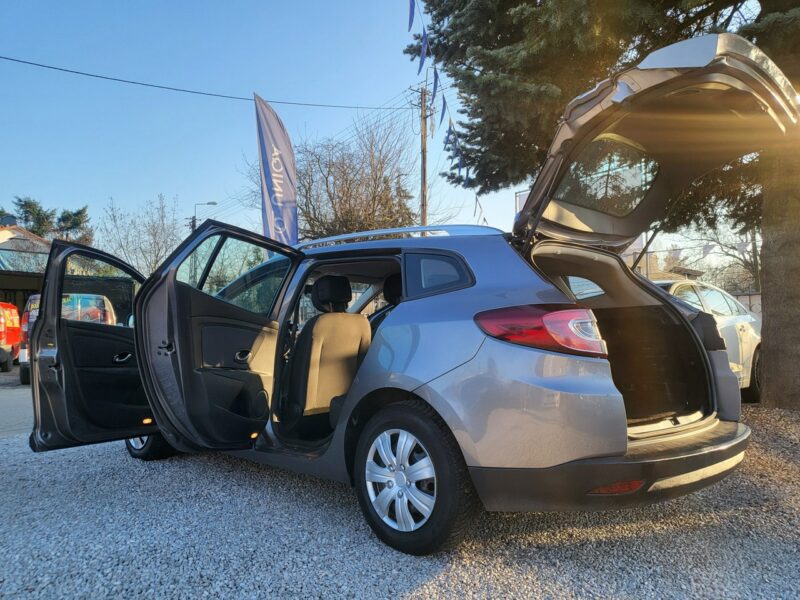 Renault Megane 1.6 16V 111 KM 100 % Przebieg Z Niemiec Opłaty Gwarancja Zapraszamy !! III (2008-2016)