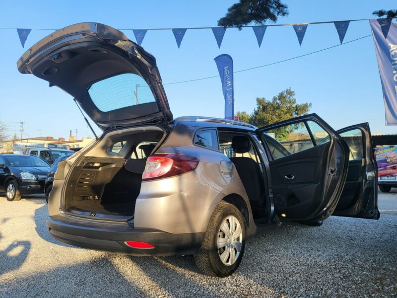 Renault Megane 1.6 16V 111 KM 100 % Przebieg Z Niemiec Opłaty Gwarancja Zapraszamy !! III (2008-2016)