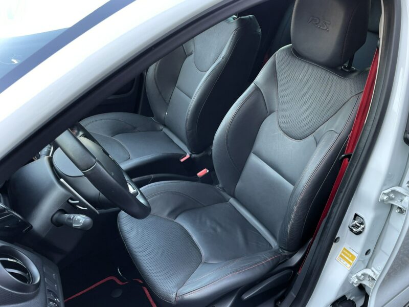 Renault Clio RS, LED, Klimatyzacja, Nawigacja, Tempomat,Podgrzewane Fotele,Bluetoth IV (2012-)