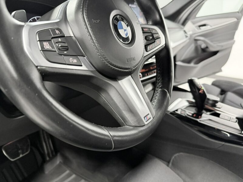 BMW 520 520d 190KM*INDIVIDUAL*M SPORT*ShadowLine*Professional*Sportsitze*Ideał G30/G31 (2017-2023)