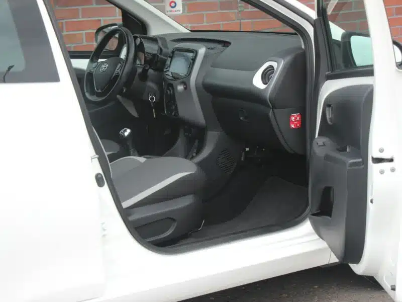 Toyota Aygo LPG*Navi*Klima*Pdc*Kamera*Esp*Led*BT*Android*Alu*SalonPL*Gwar VGS!!! II (2014-)
