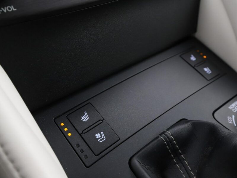 Lexus RC FV23 FL 300h F SPORT Navi ACC Grzana Wentylowana Skóra Kamera Full LED I (2014-)