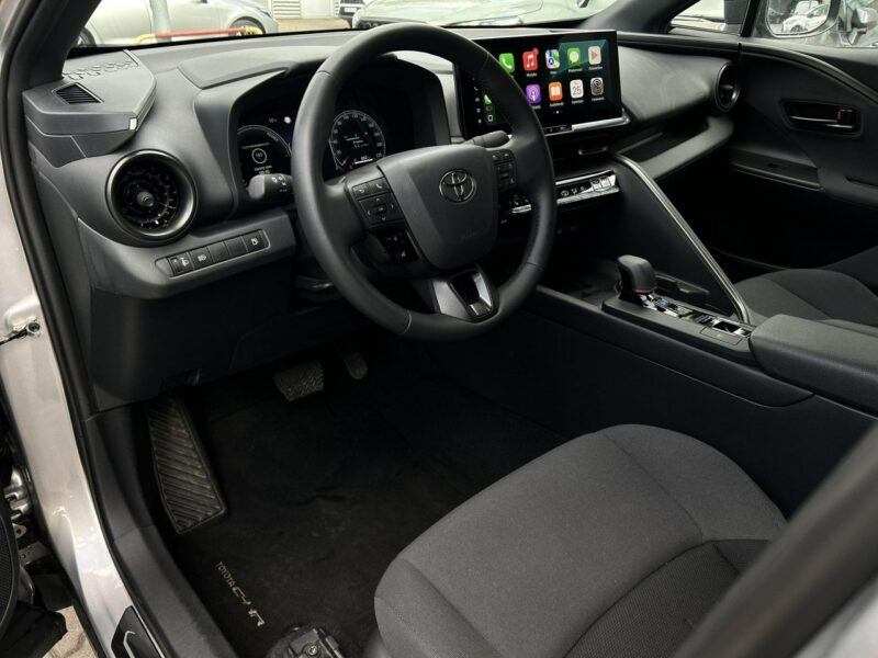 Toyota C-HR 1.8 HSD 140KM STYLE, salon Polska, gwarancja, FV23%