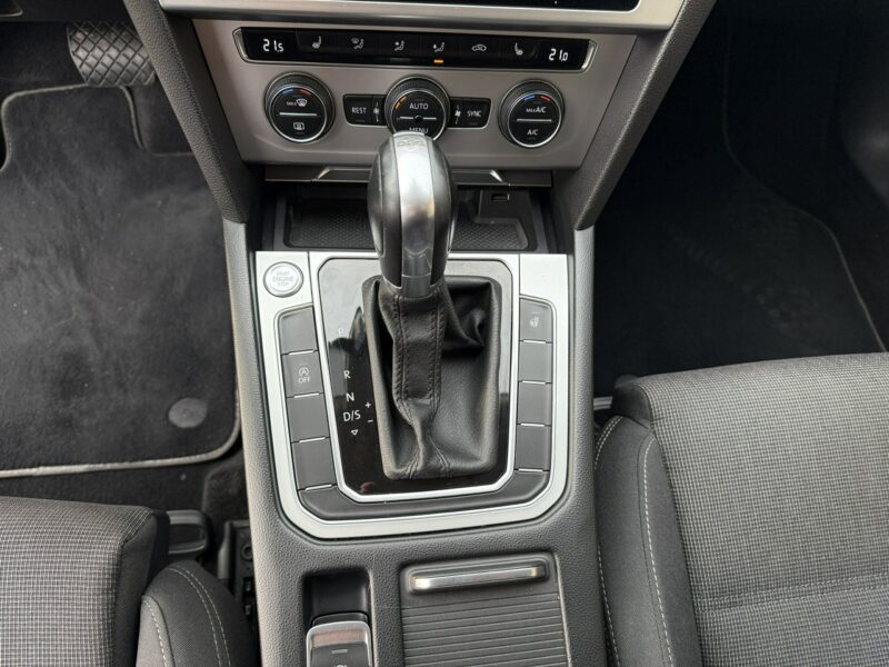 Volkswagen Passat 1,6 120KM DSG Klima Navi Kamera B8 (2014-2023)