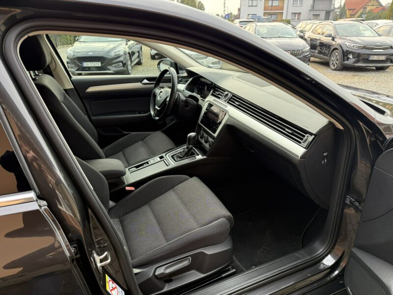 Volkswagen Passat 1,6 120KM DSG Klima Navi Kamera B8 (2014-2023)