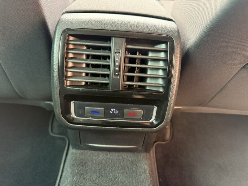 Volkswagen Passat 1,6 120KM DSG Klima Navi Kamera B8 (2014-2023)