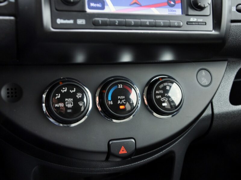 Nissan Note 1.4i(88KM)*Lift*Duża Navigacja*Welur*Klimatyzacja*I Wł*Alu16"ASO I (2005-2013)