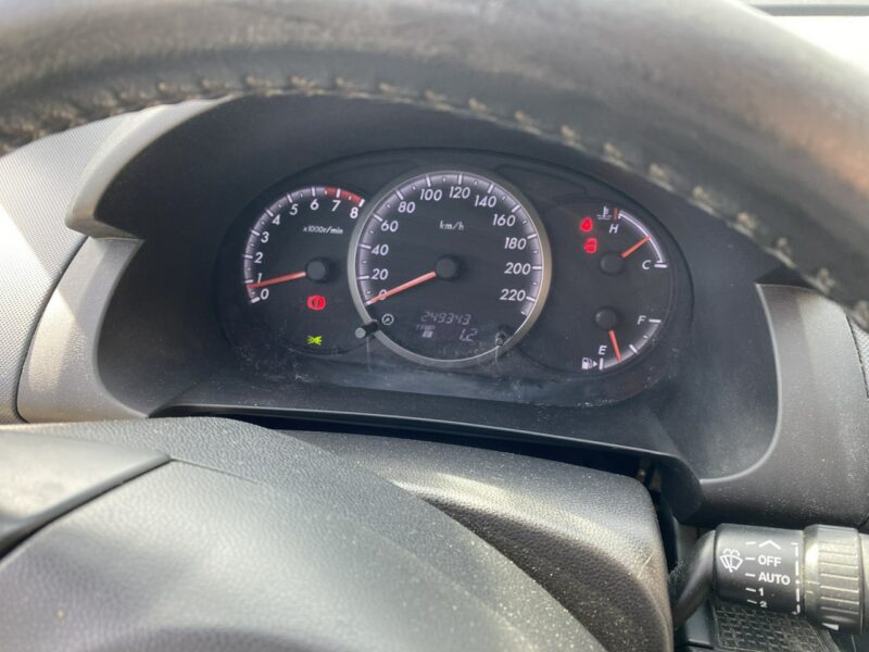 Mazda 5 2,0 benzyna, klimatronik, 7 miejsc, podg. fotele, drugie alufelgi I (2005-2010)