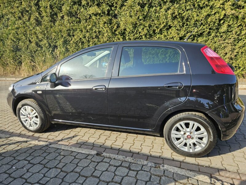 Fiat Punto YOUNG / Klimatyzacja / Nawigacja / Czujniki parkowania II FL (2003-)
