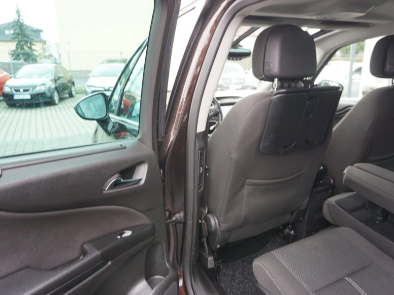 Opel Zafira zarejestrowany , ubezpieczony C (2011-)