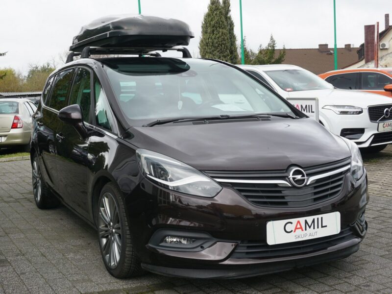 Opel Zafira zarejestrowany , ubezpieczony C (2011-)