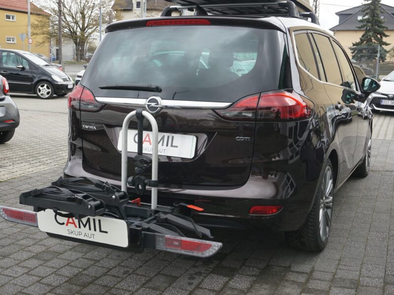 Opel Zafira zarejestrowany , ubezpieczony C (2011-)