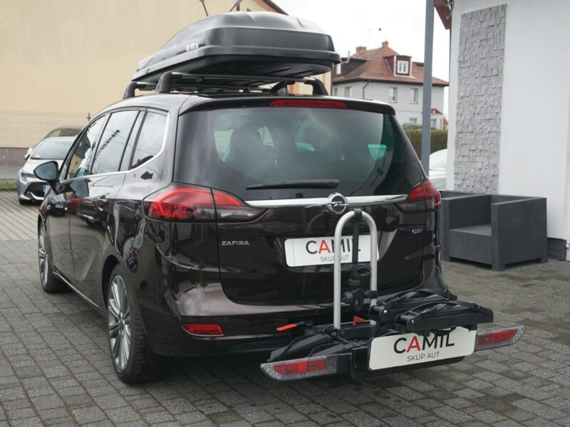 Opel Zafira zarejestrowany , ubezpieczony C (2011-)