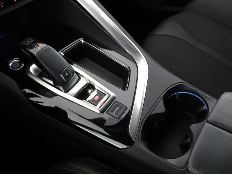 Peugeot 5008 GT-Line automat 177KM navi 7-osobowy kamera tempomat grzane fotele vir II (2017-)