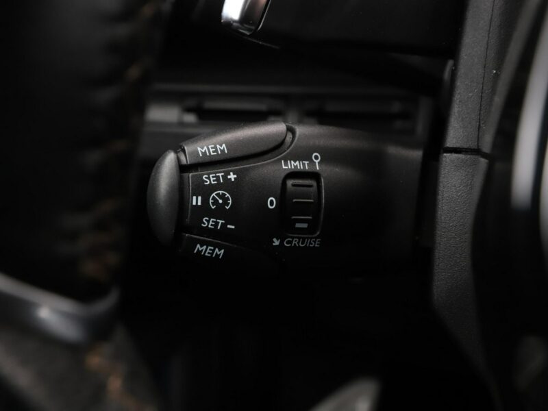 Peugeot 5008 GT-Line automat 177KM navi 7-osobowy kamera tempomat grzane fotele vir II (2017-)